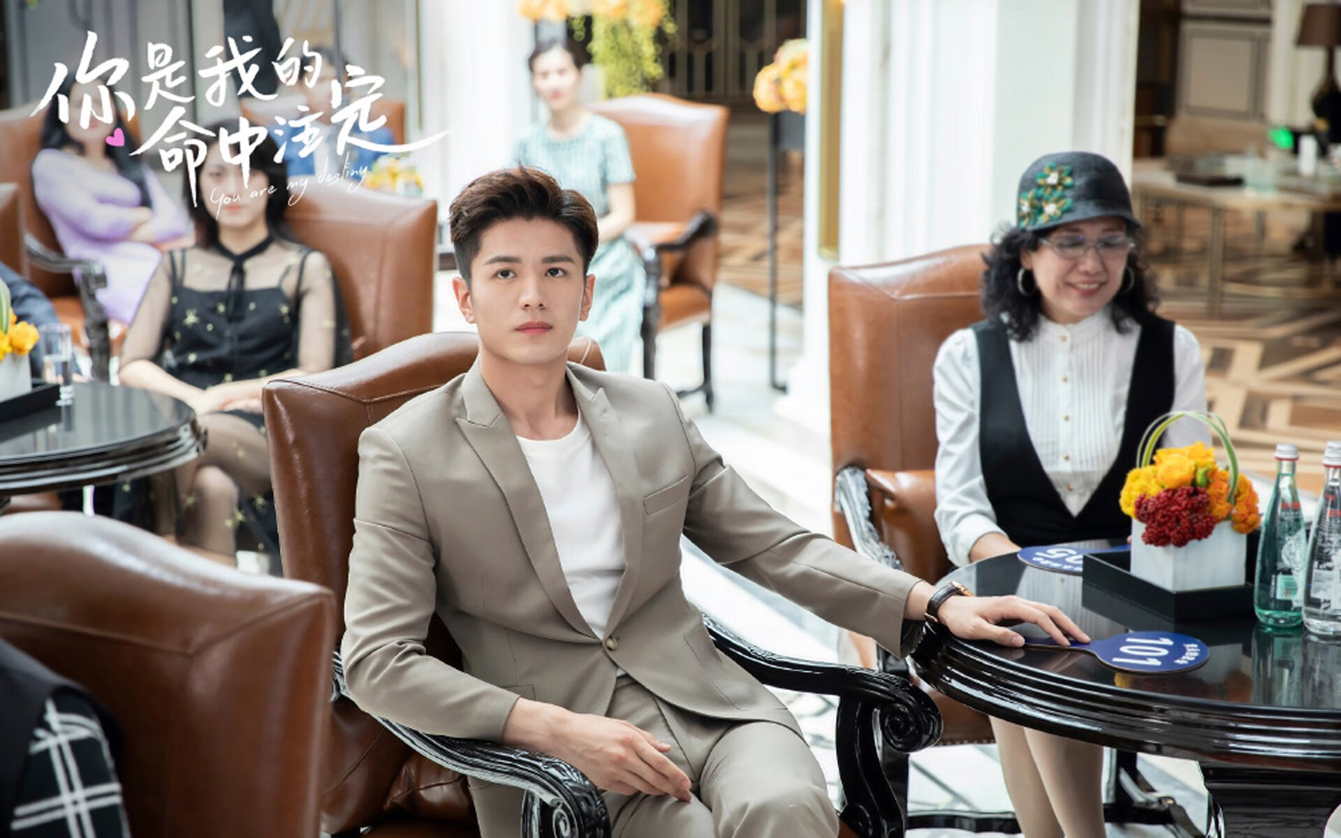 澳大利亚袋鼠队的空中传球与角球配合，展现高度技巧，袋鼠传球游戏